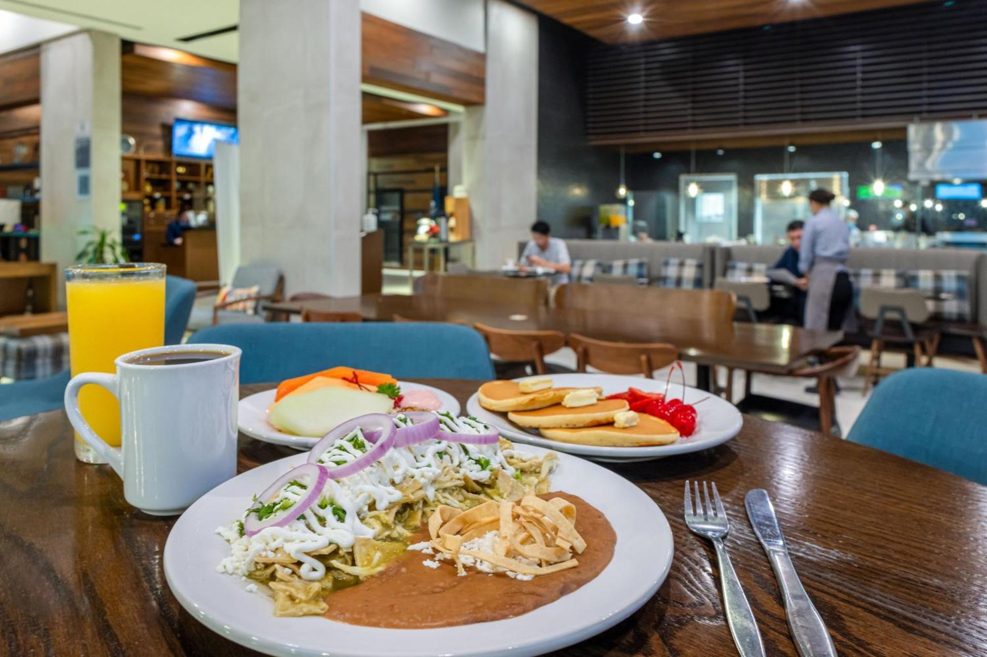 Four Points By Sheraton Monterrey Airport Apodaca المظهر الخارجي الصورة